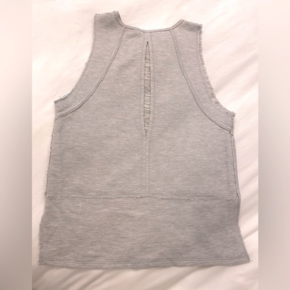 VIMMIA activewear high low tank - Picture 4 of 6